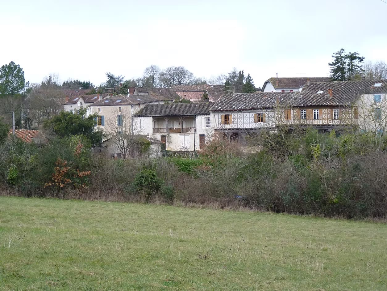 Vue panoramique de Saint-Antoine-de-Ficalba